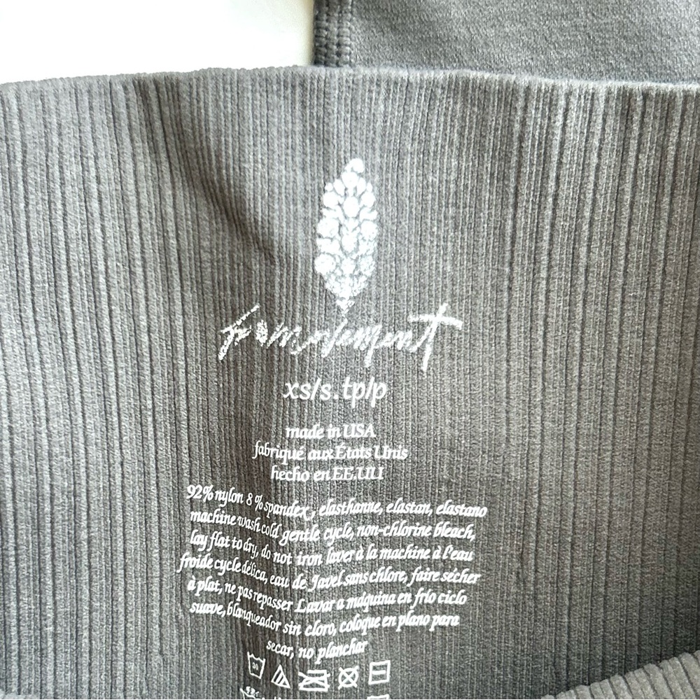 🍒NWOT Free People Movement Good Karma Leggings. Dark Gray. Size: XS/S - Picture 8 of 9